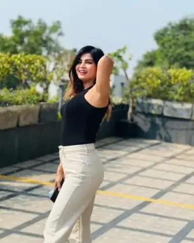 Call Girls Pombhurna Cash On Delivery